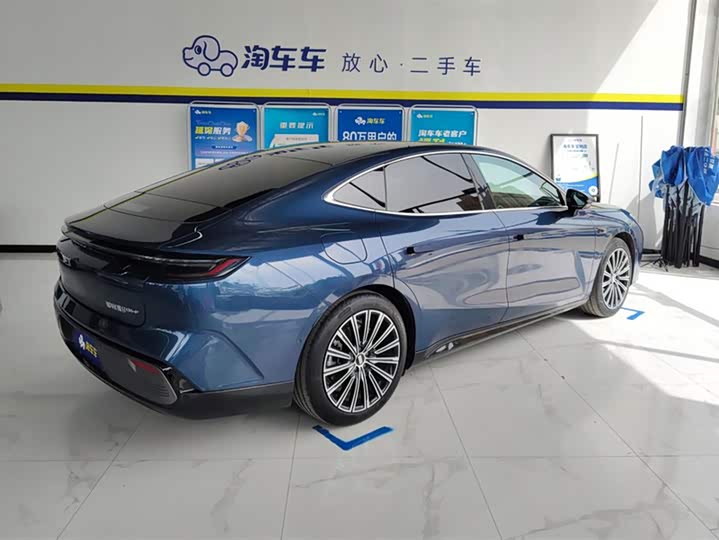 Фото 3 - Geely Galaxy Starshine 8 EM-i