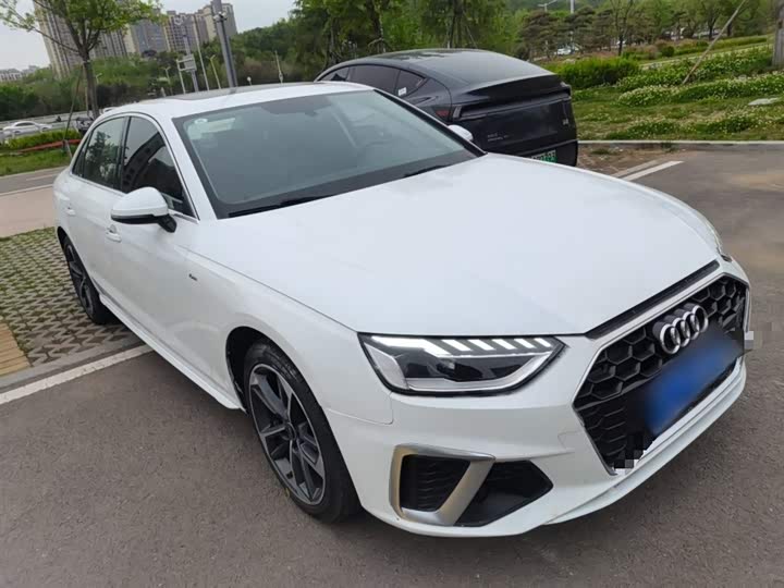 Zdjęcie 4 - Audi A4L