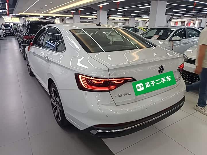 Volkswagen Sagitar L 2026 2026款 3000万辆甄选款 300TSI DSG 超越版