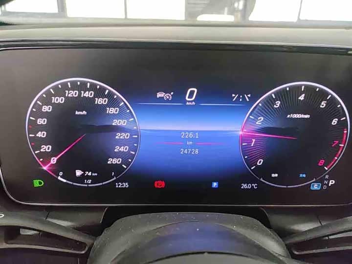 Фото 8 - Mercedes-Benz GLC-Class