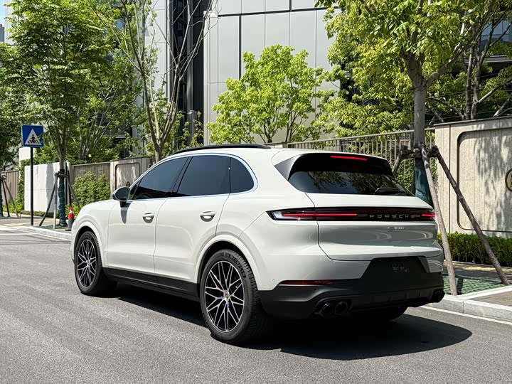 Фото 5 - Porsche Cayenne
