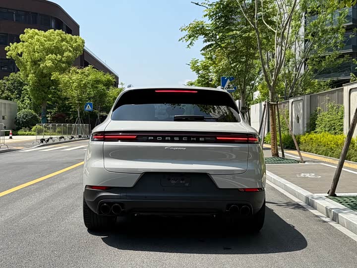 Фото 6 - Porsche Cayenne