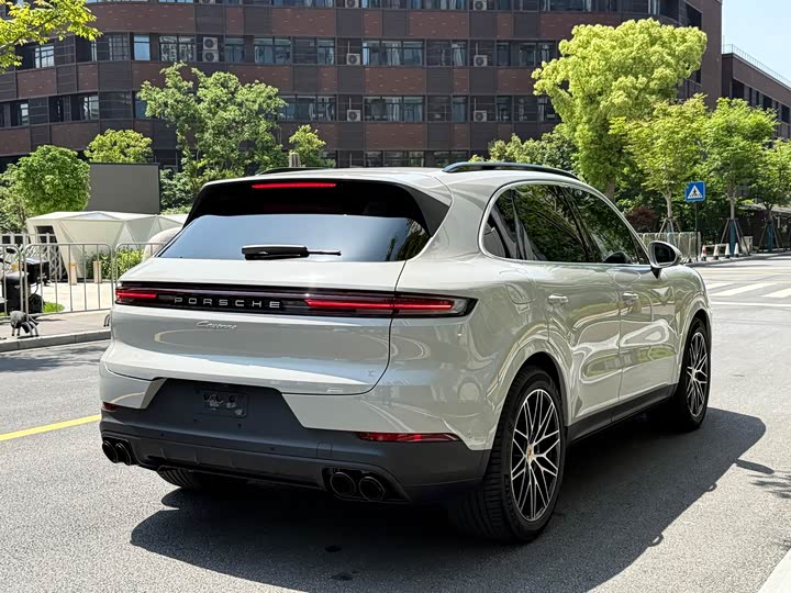 Фото 7 - Porsche Cayenne