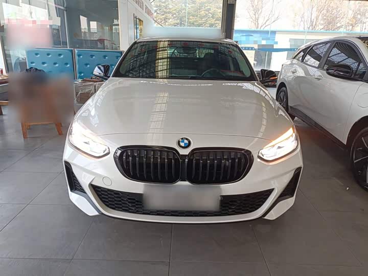 Фото 3 - BMW 1 Series