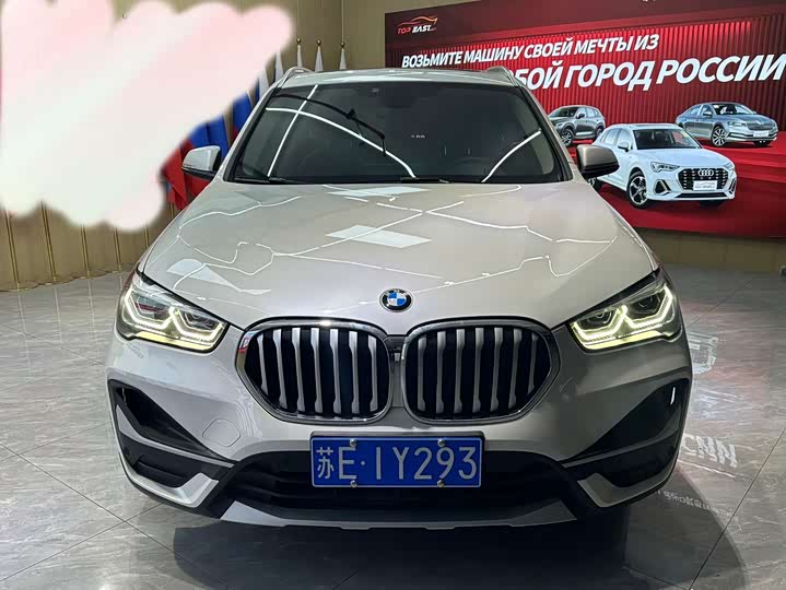 Фото 2 - BMW X1