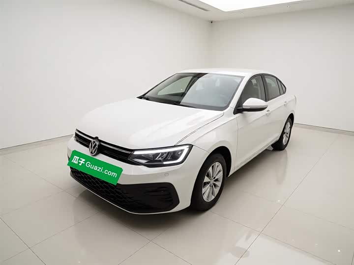 Фото 1 - Volkswagen Lavida
