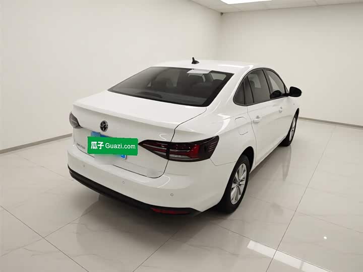 Фото 5 - Volkswagen Lavida
