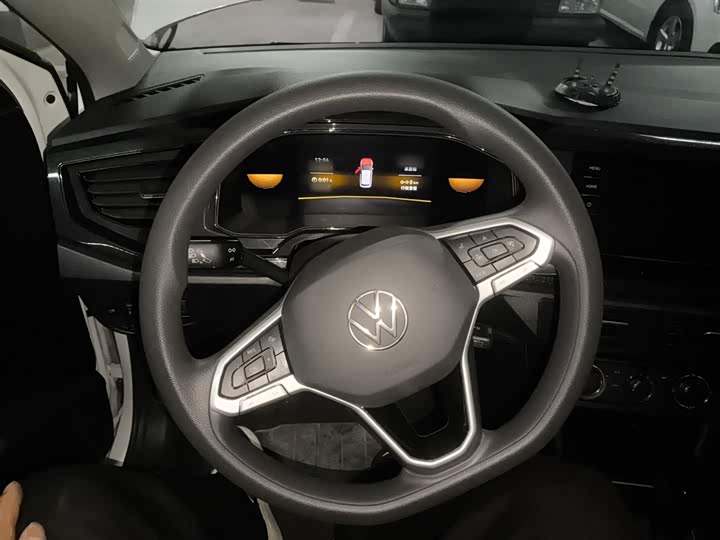 Фото 7 - Volkswagen Lavida