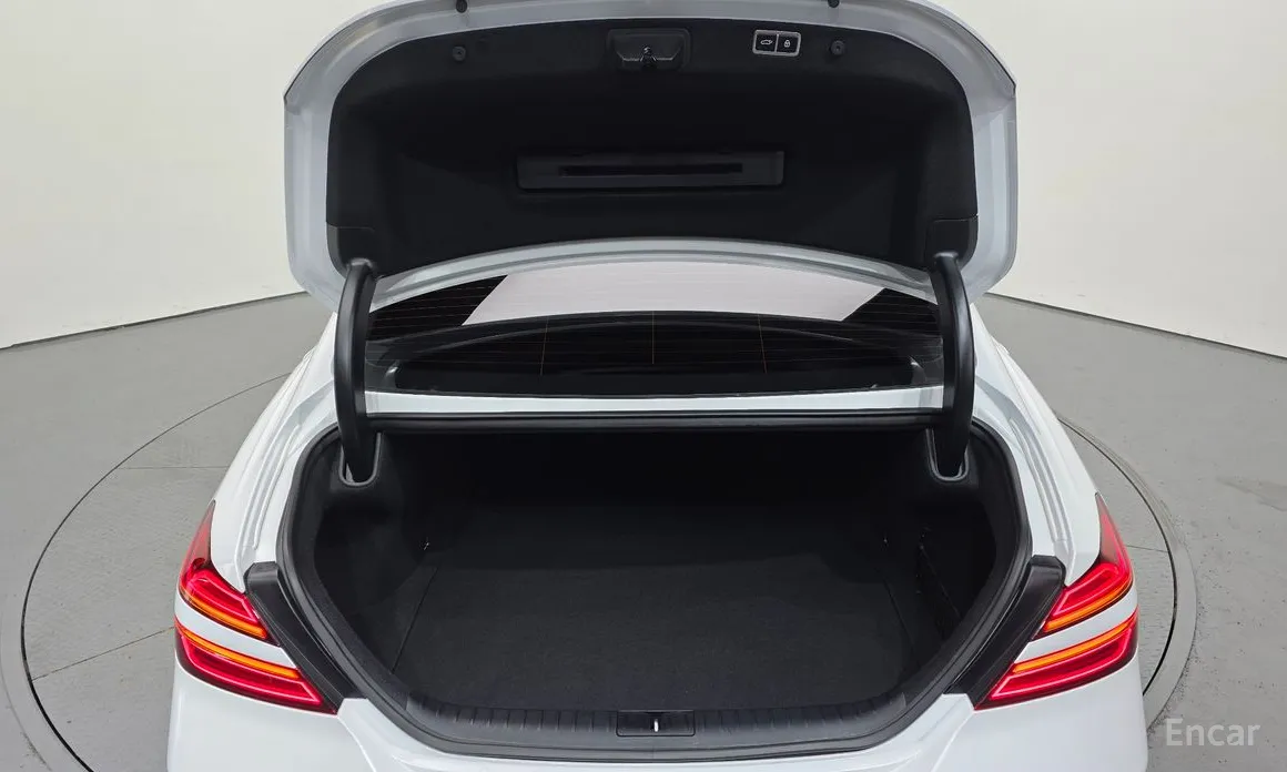 Genesis G70 2020 Gasoline 2.5T 2WD