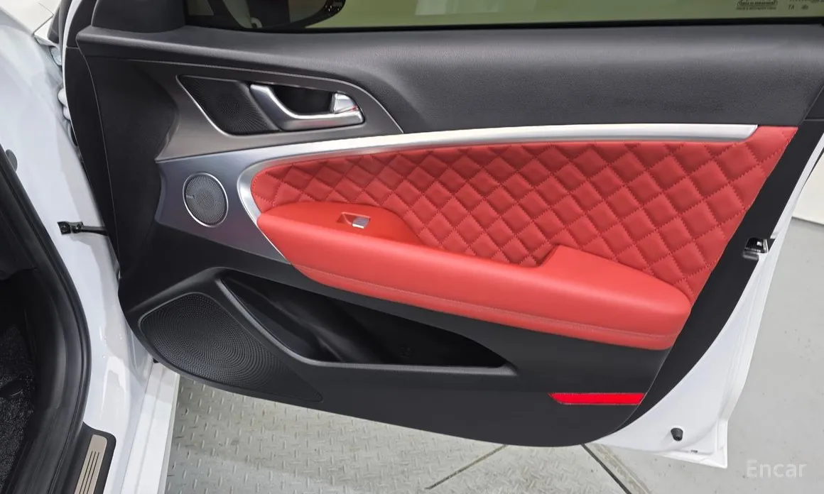 Genesis G70 2020 Gasoline 2.5T 2WD