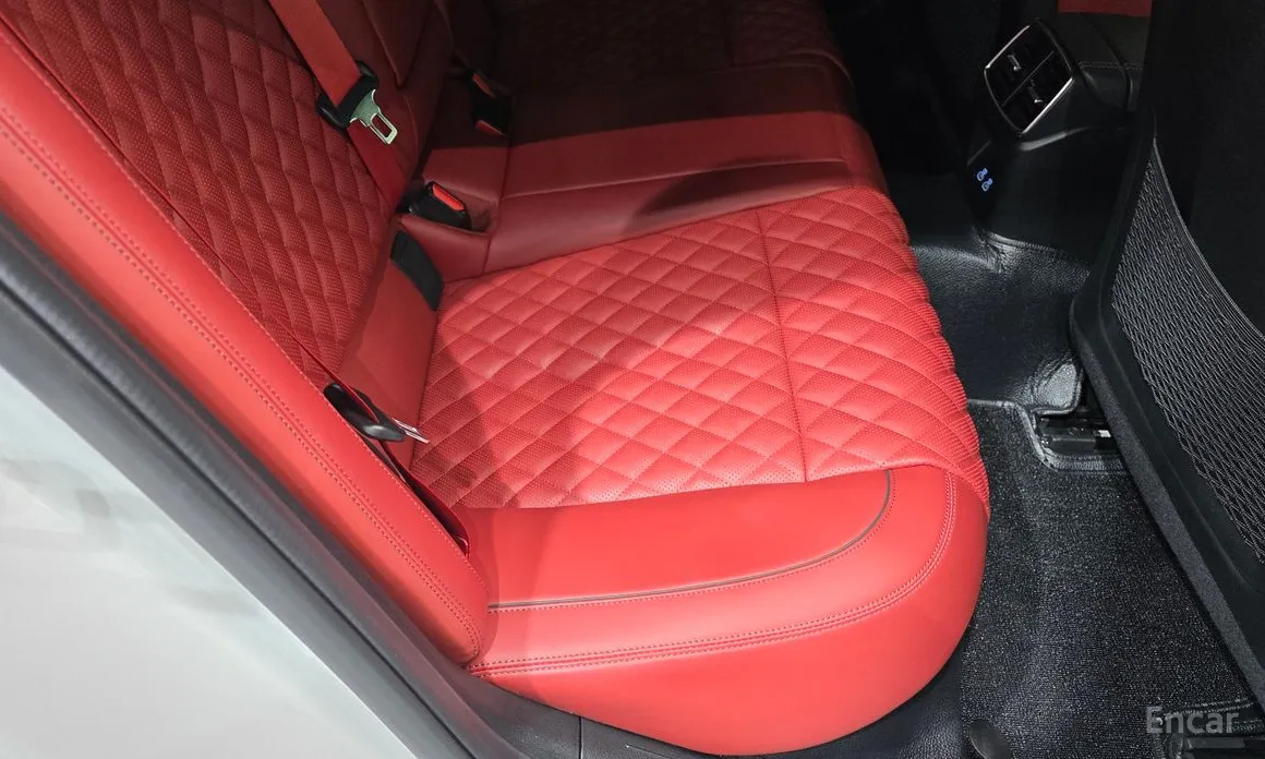 Genesis G70 2020 Gasoline 2.5T 2WD