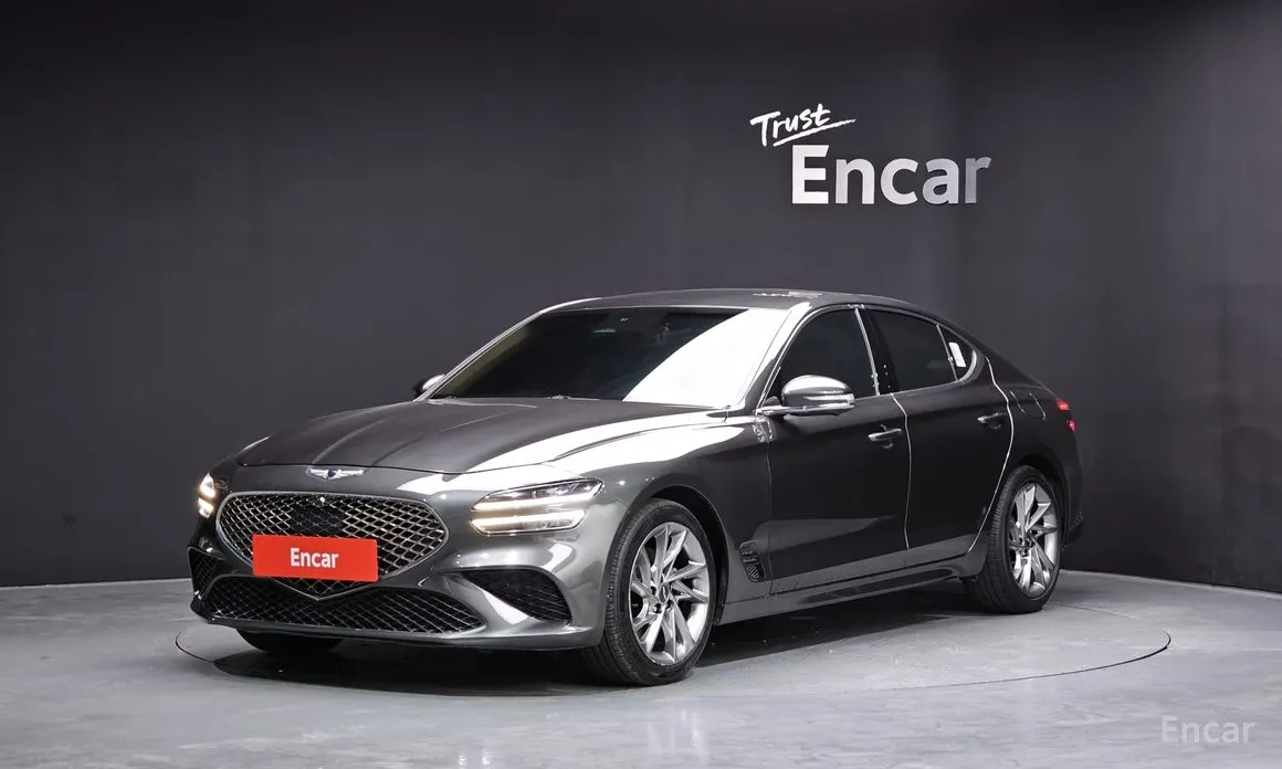 صورة 1 - Genesis G70