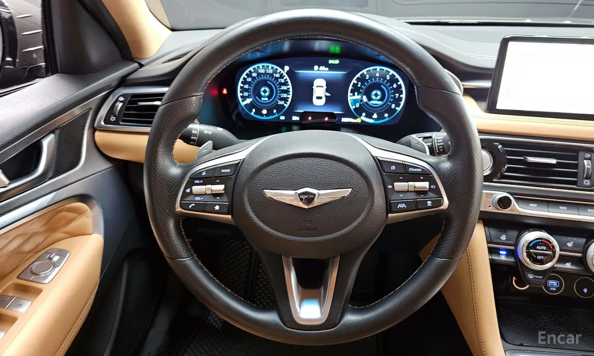 صورة 12 - Genesis G70
