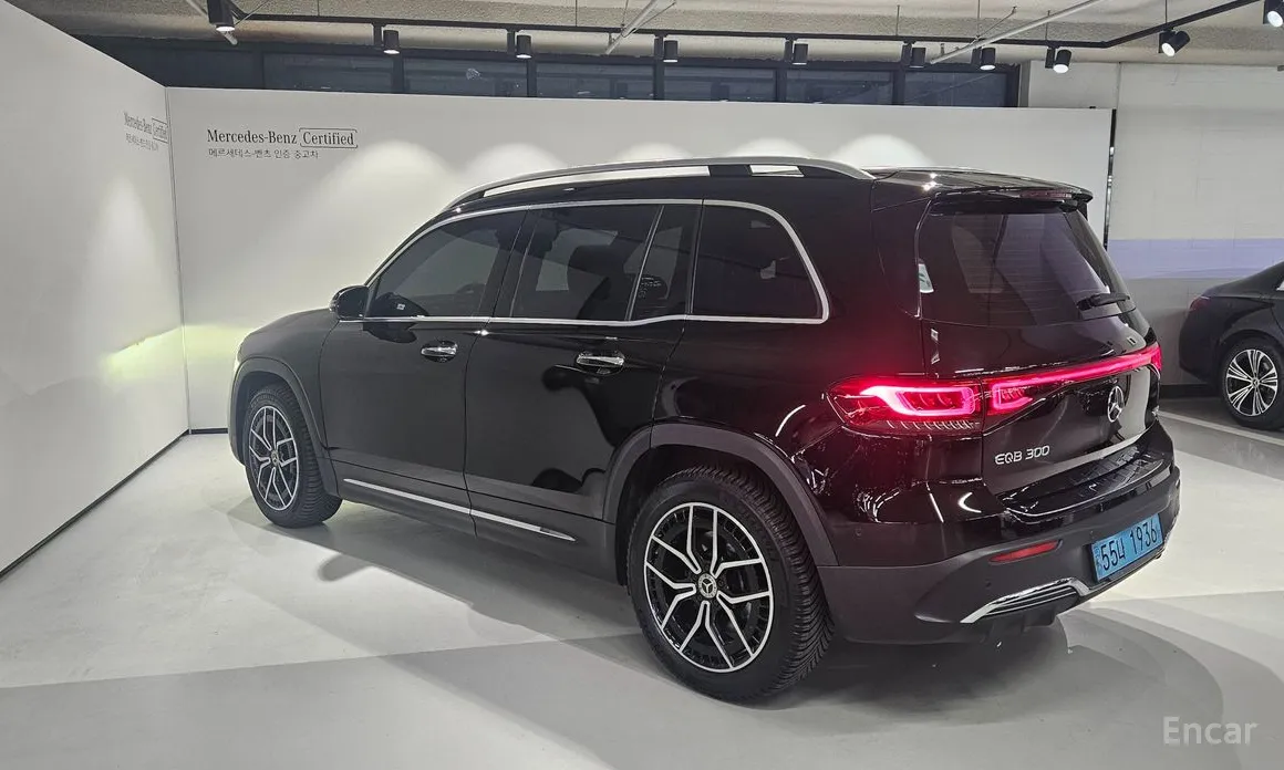2022 Mercedes-Benz EQB