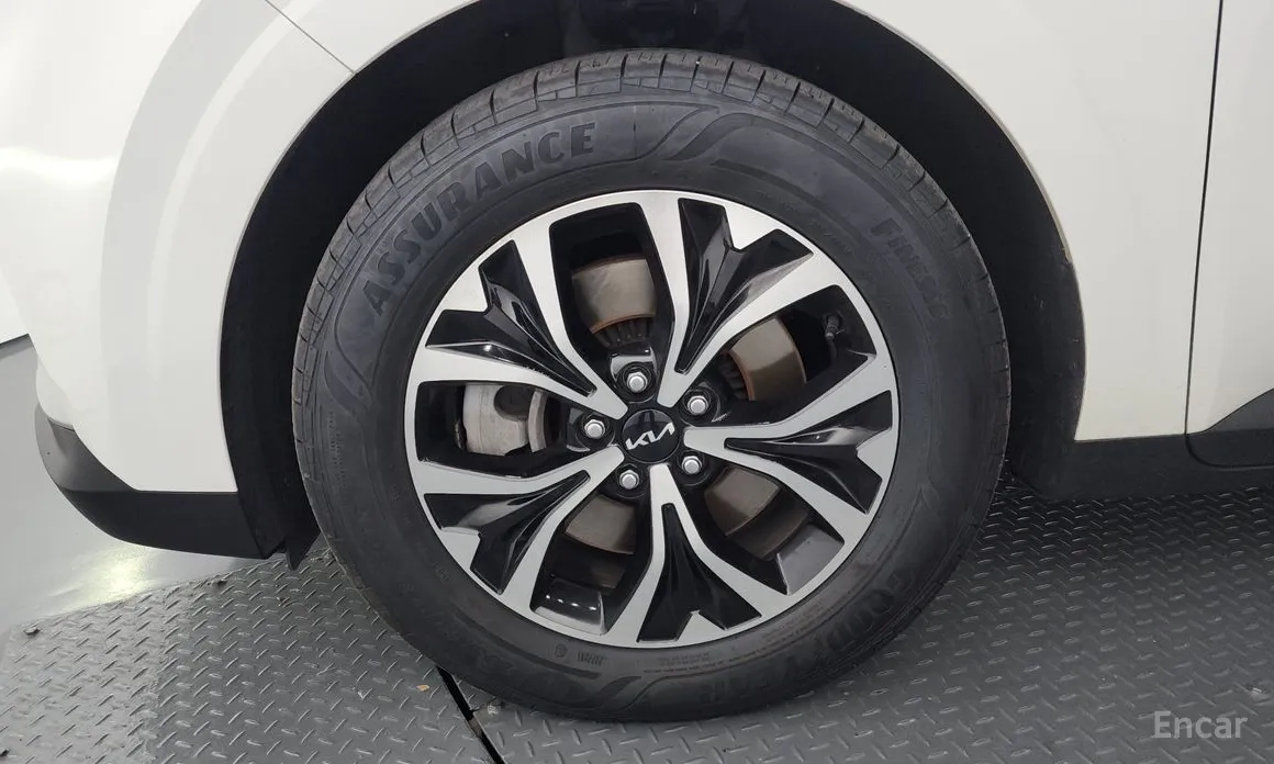 Фото 5 - Kia Carnival