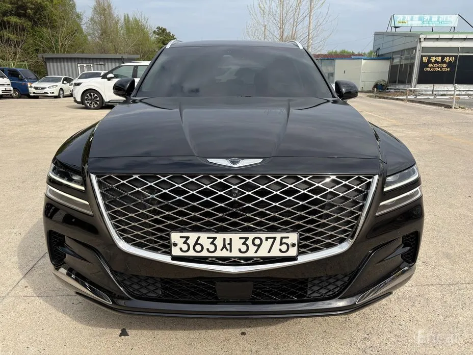 Фото 1 - Genesis GV80