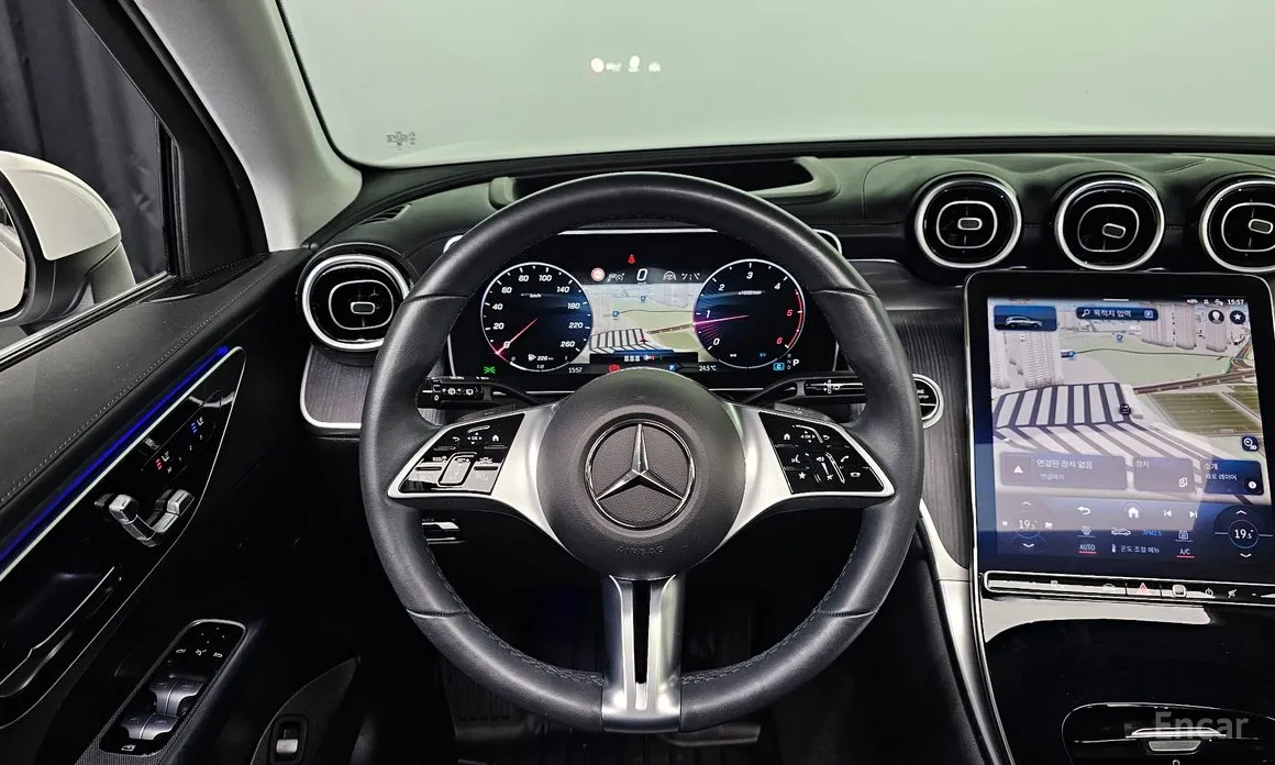 Фото 14 - Mercedes-Benz GLC-Class