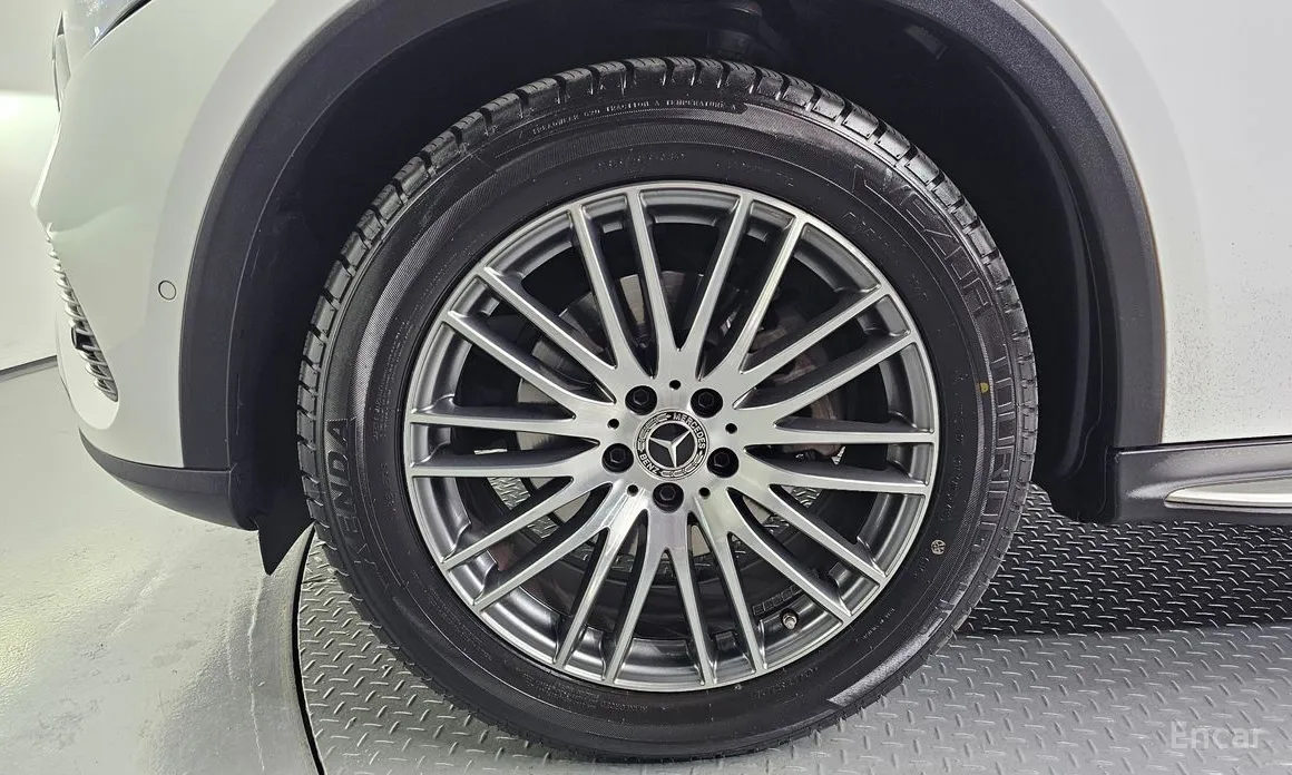 Фото 5 - Mercedes-Benz GLC-Class