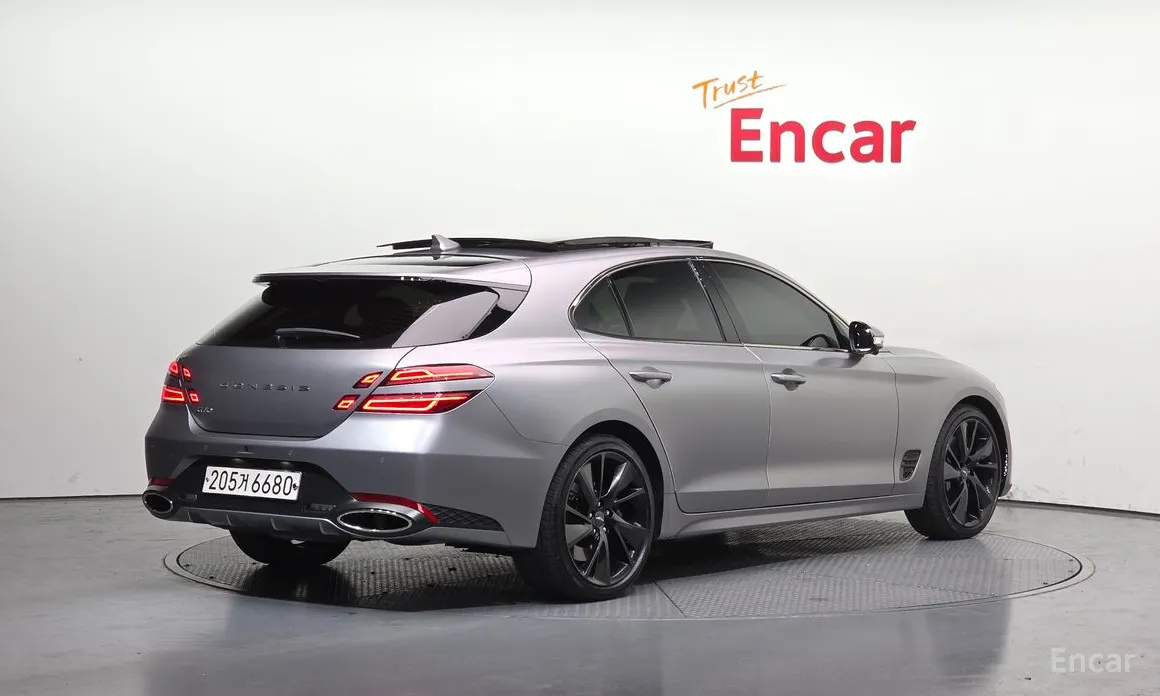 2022 Genesis G70