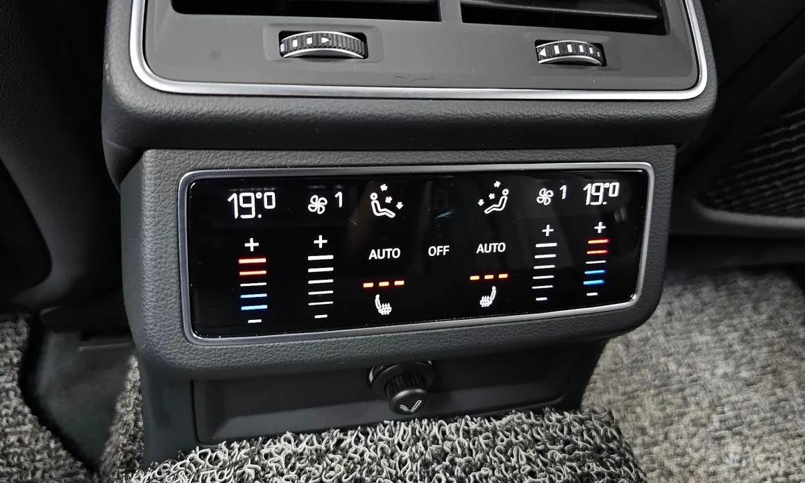 Фото 19 - Audi A6