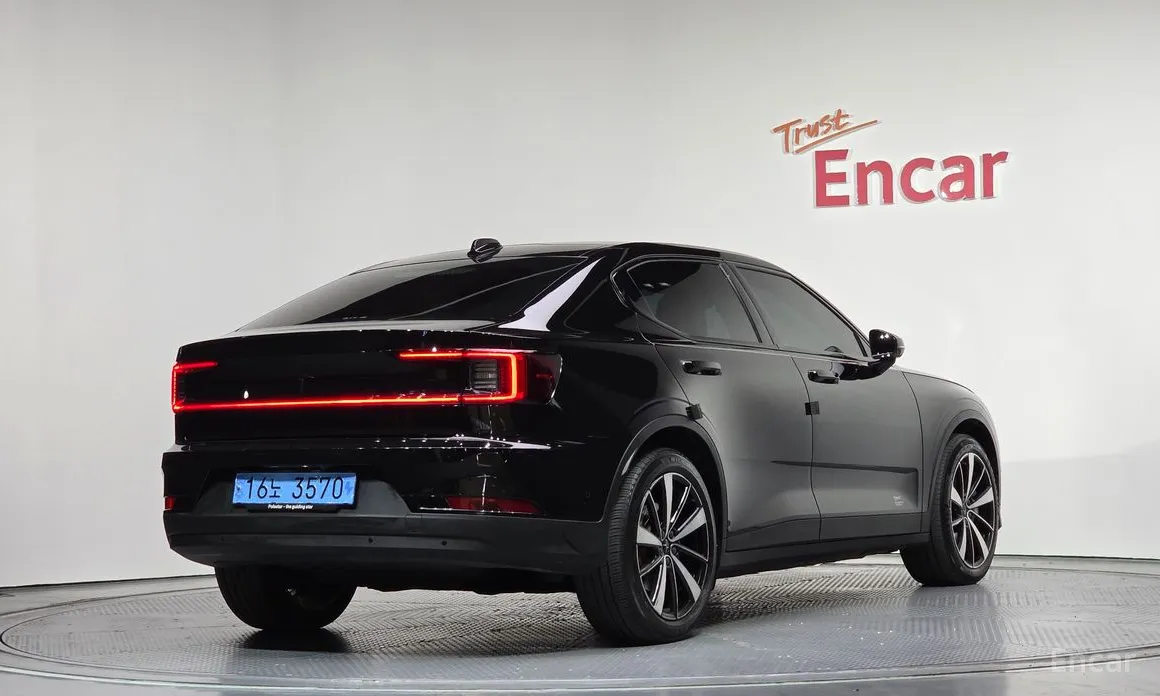 2022 Polestar 2