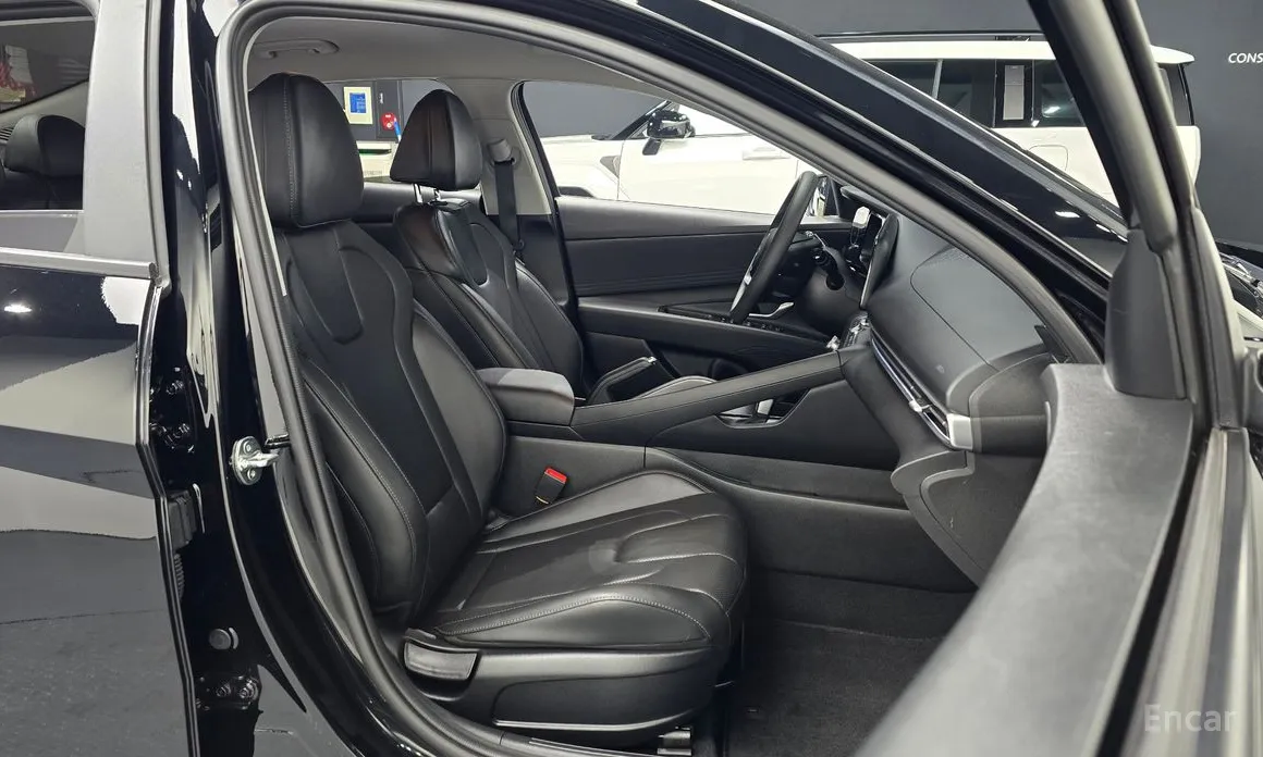 Hyundai Avante 2023 1.6 LPi (Rent car)
