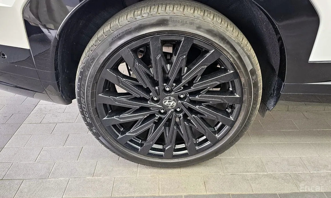 Фото 5 - Hyundai Santa Fe