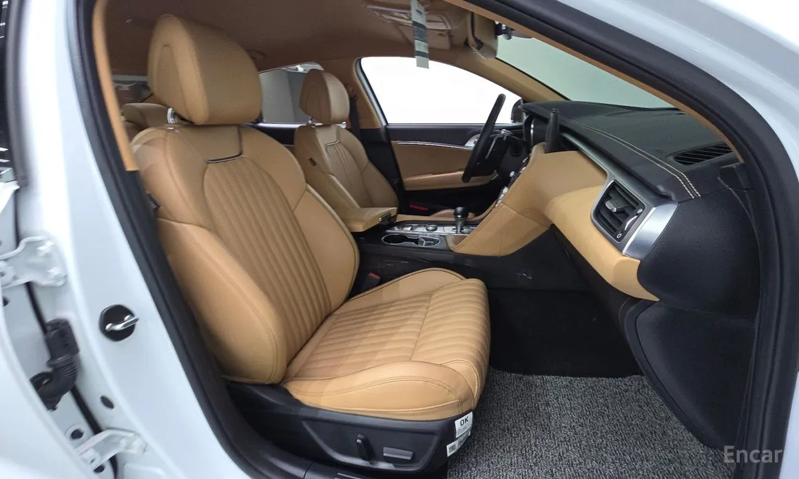 Genesis G70 2020 Gasoline 2.0T 4WD