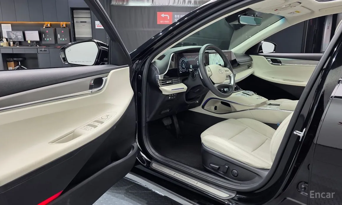 Фото 10 - Hyundai Grandeur