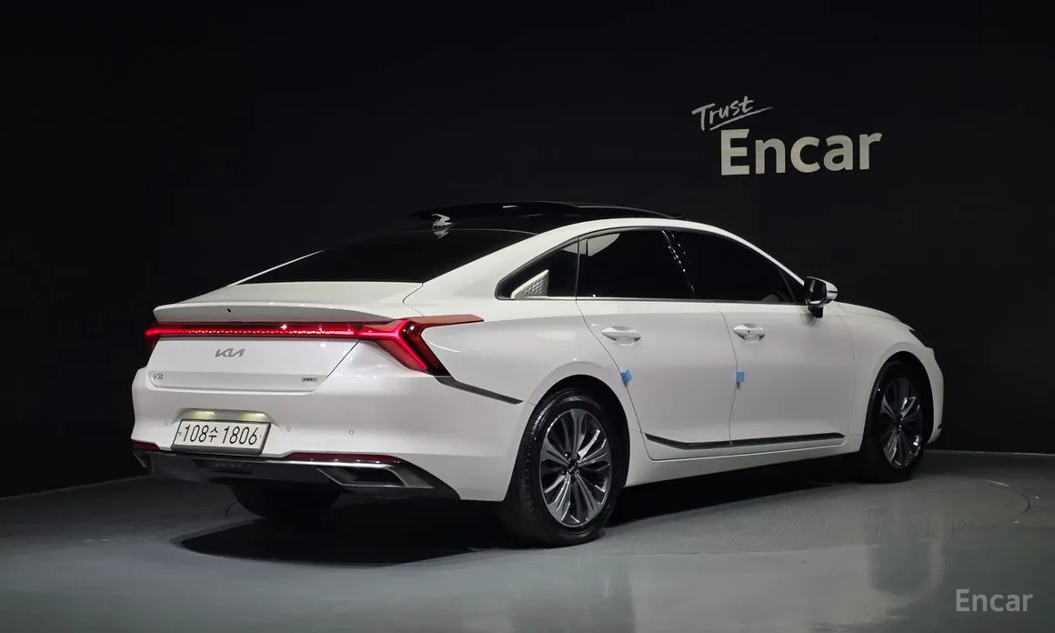 Zdjęcie 2 - Kia K8