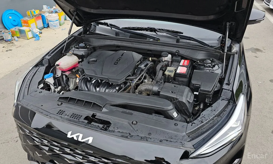 Photo 6 - Kia K8
