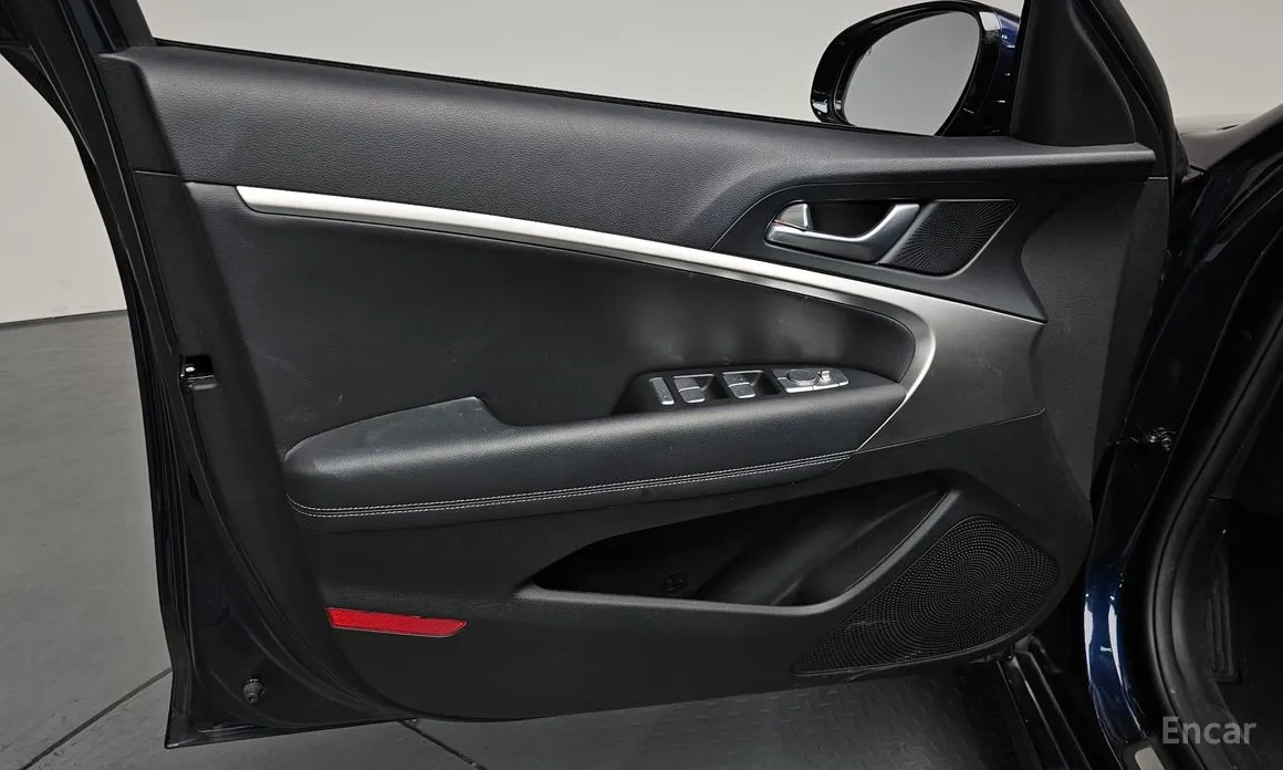 صورة 24 - Genesis G70