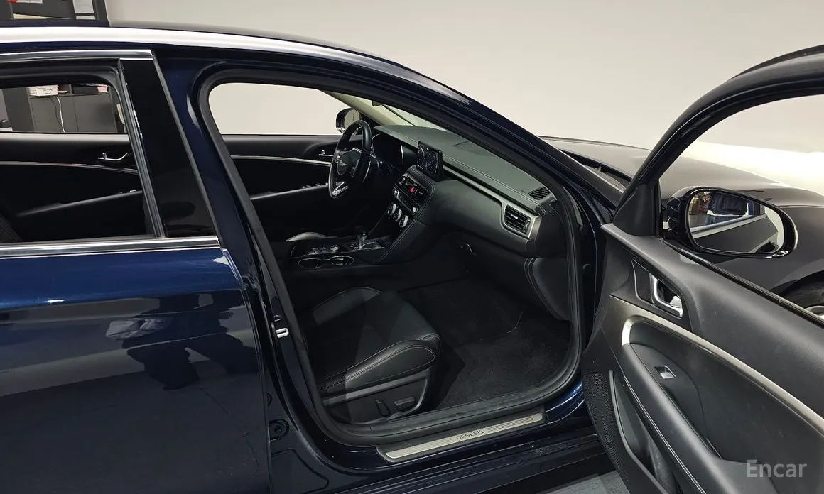 صورة 26 - Genesis G70