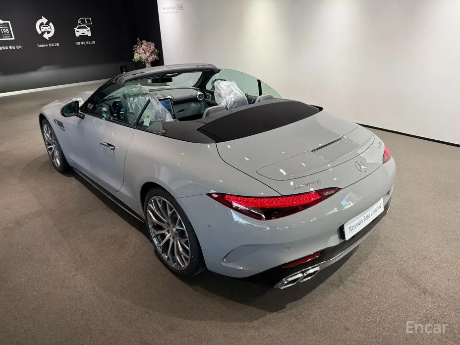 Mercedes-Benz SL-Class 2023 AMG SL63 4MATIC+