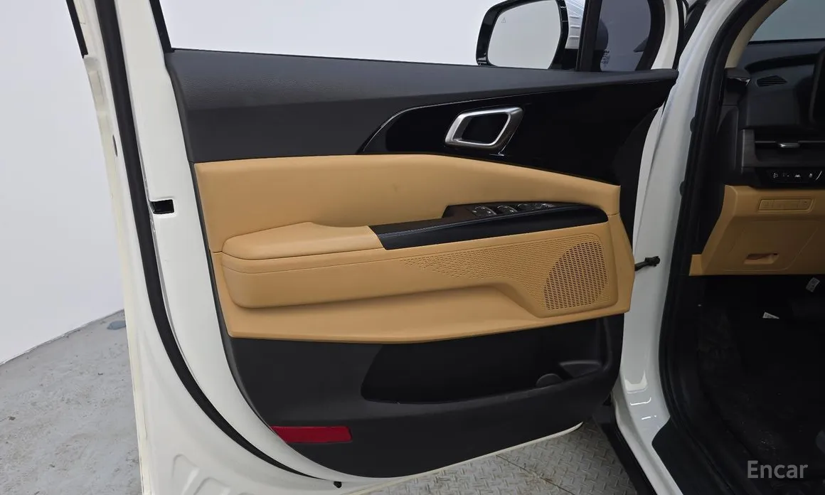 Фото 24 - Kia Carnival