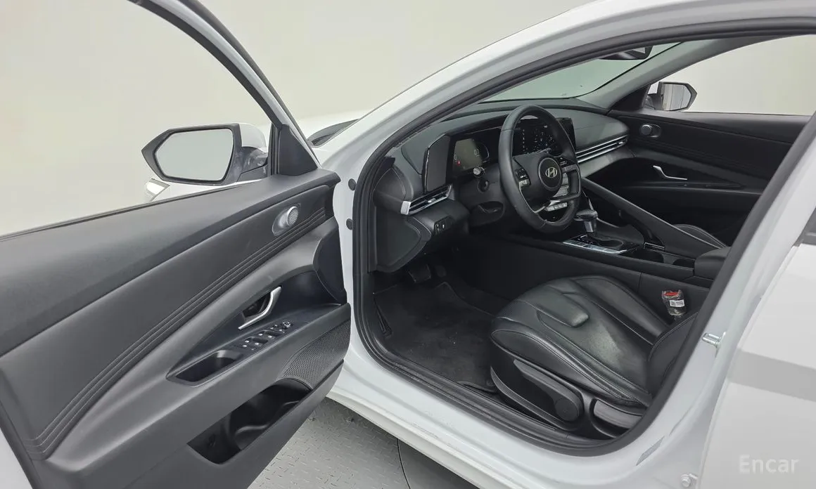 Hyundai Avante 2023 1.6 LPi