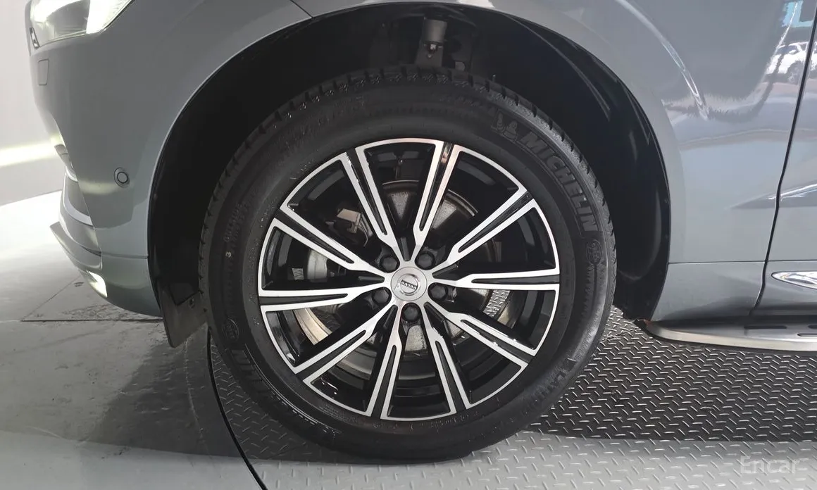 2017 Volvo XC60