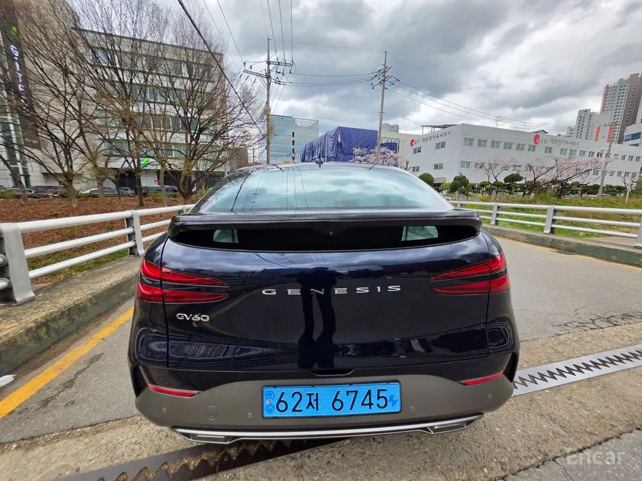 2021 Genesis GV60