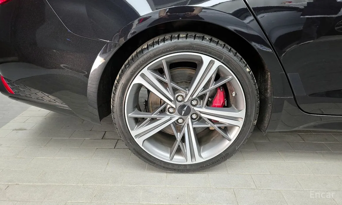 Genesis G70 2020 Gasoline 3.3T 2WD
