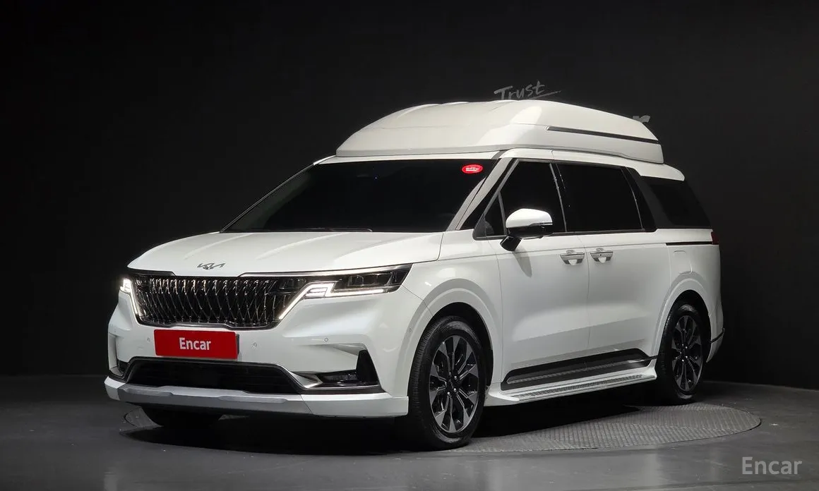 Фото 1 - Kia Carnival
