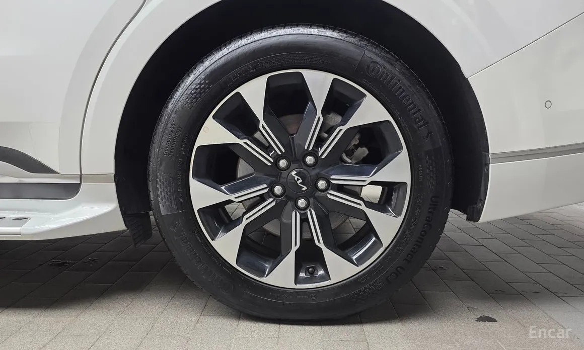 Фото 21 - Kia Carnival