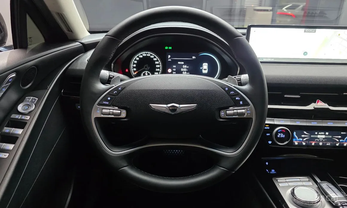 Фото 13 - Genesis G80