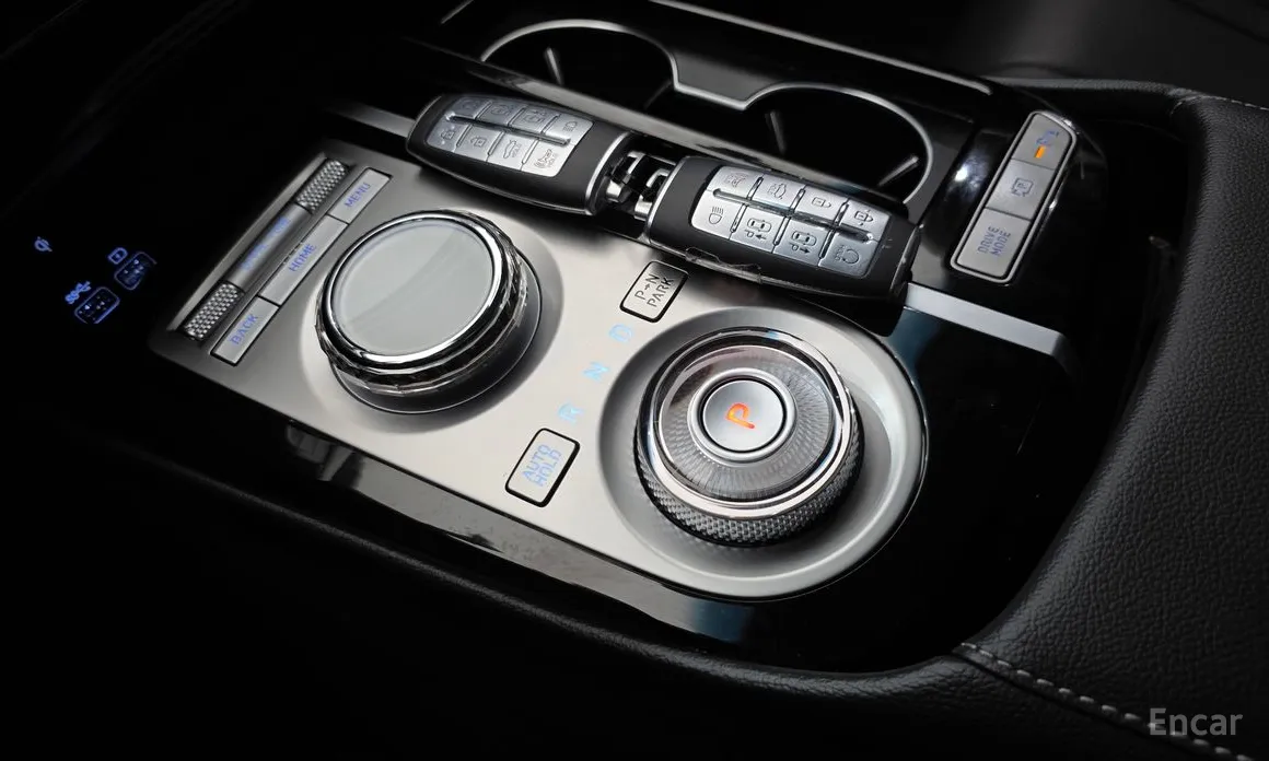 Фото 9 - Genesis G80