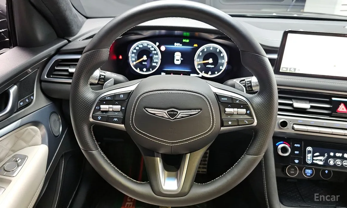Photo 12 - Genesis G70
