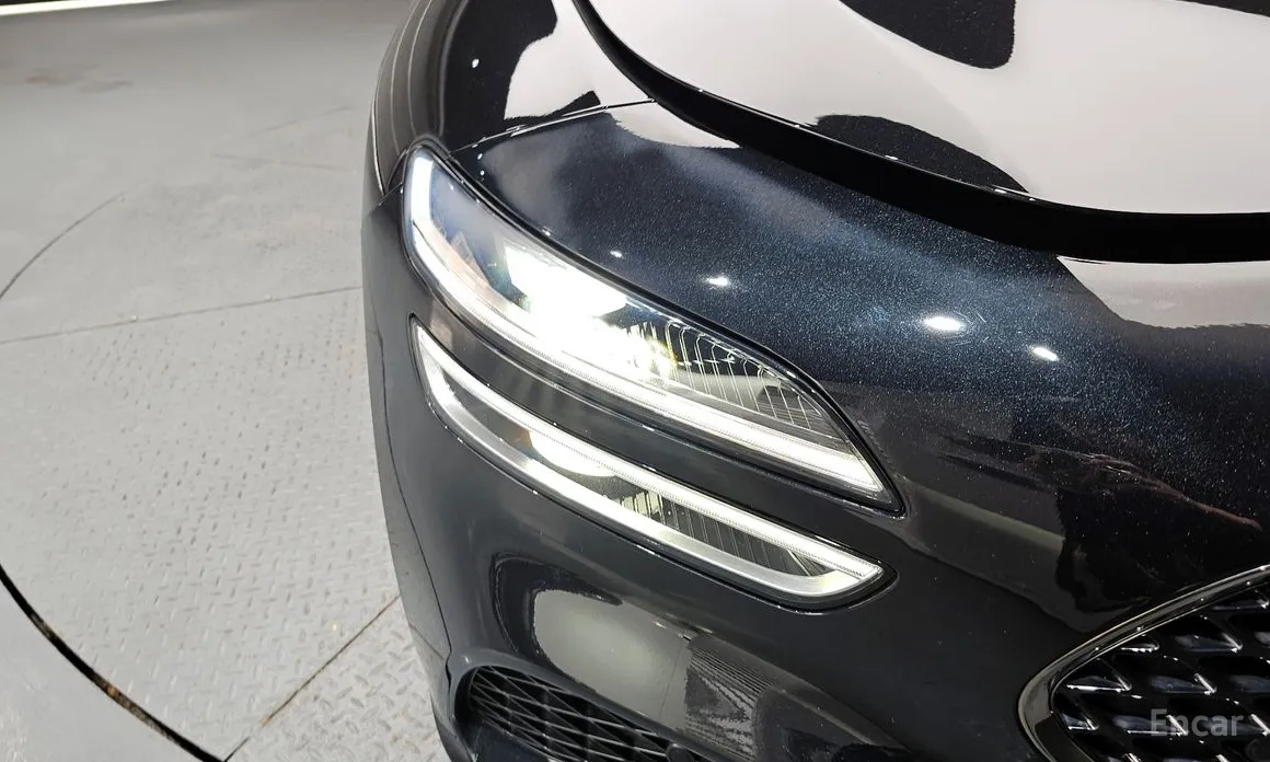 Photo 22 - Genesis G70