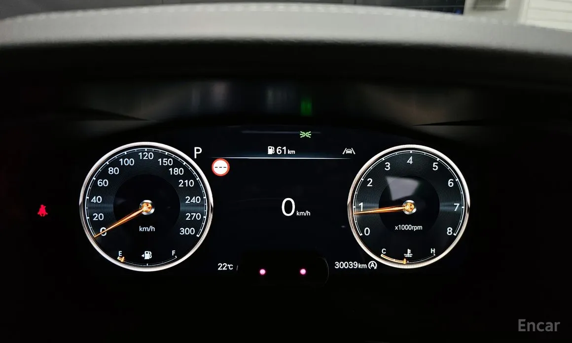 Photo 8 - Genesis G70