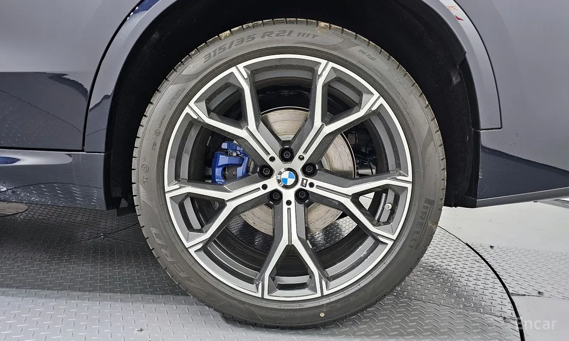 BMW X5 2019 xDrive 40i M Sport