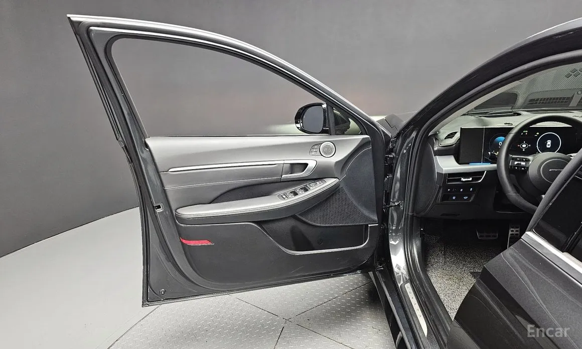 Фото 24 - Hyundai Sonata