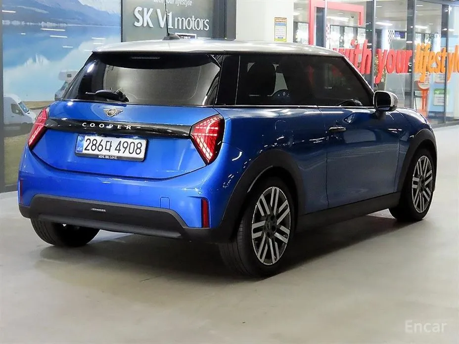 Mini Cooper 2024 Classic