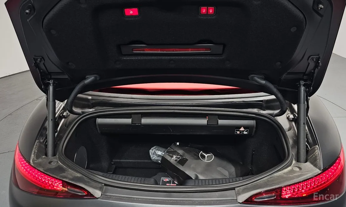 Mercedes-Benz SL-Class 2023 AMG SL63 4MATIC+